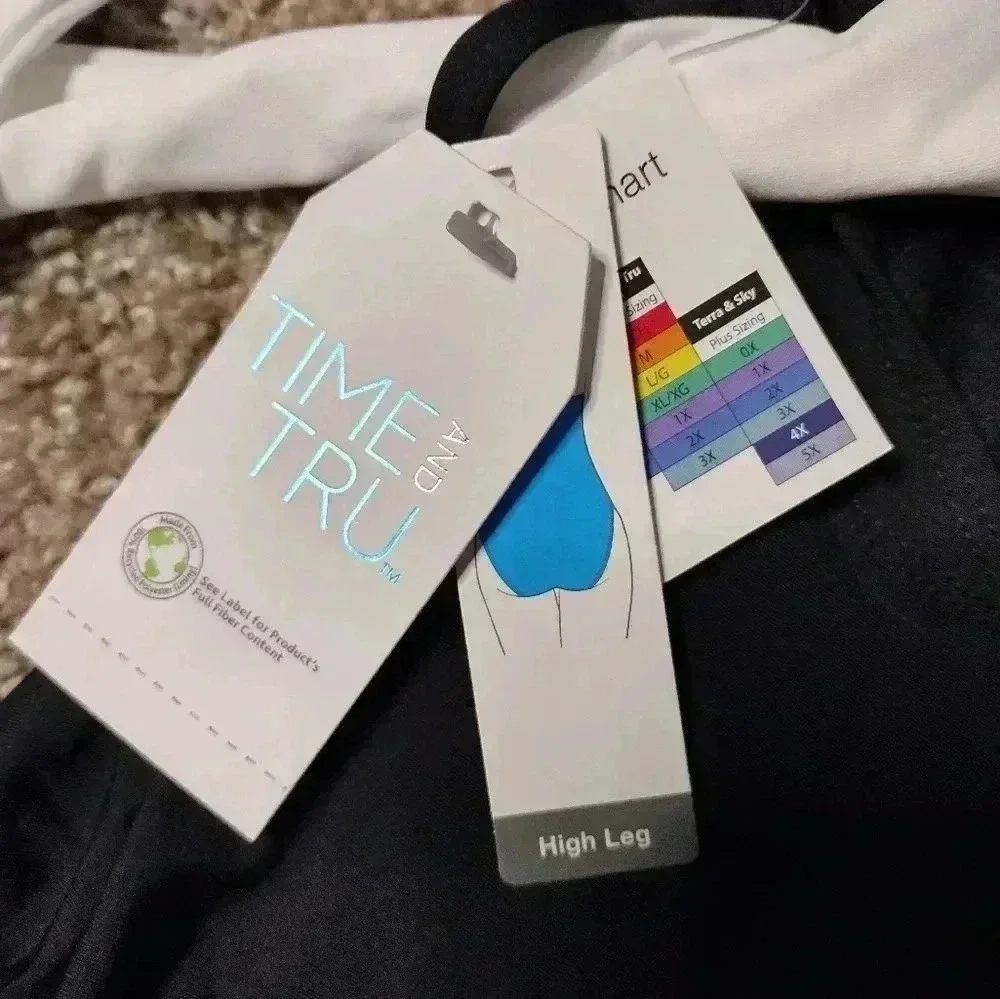 Time and Tru Black and White Colorblock one piece Swimsuit - Picture 10 of 12